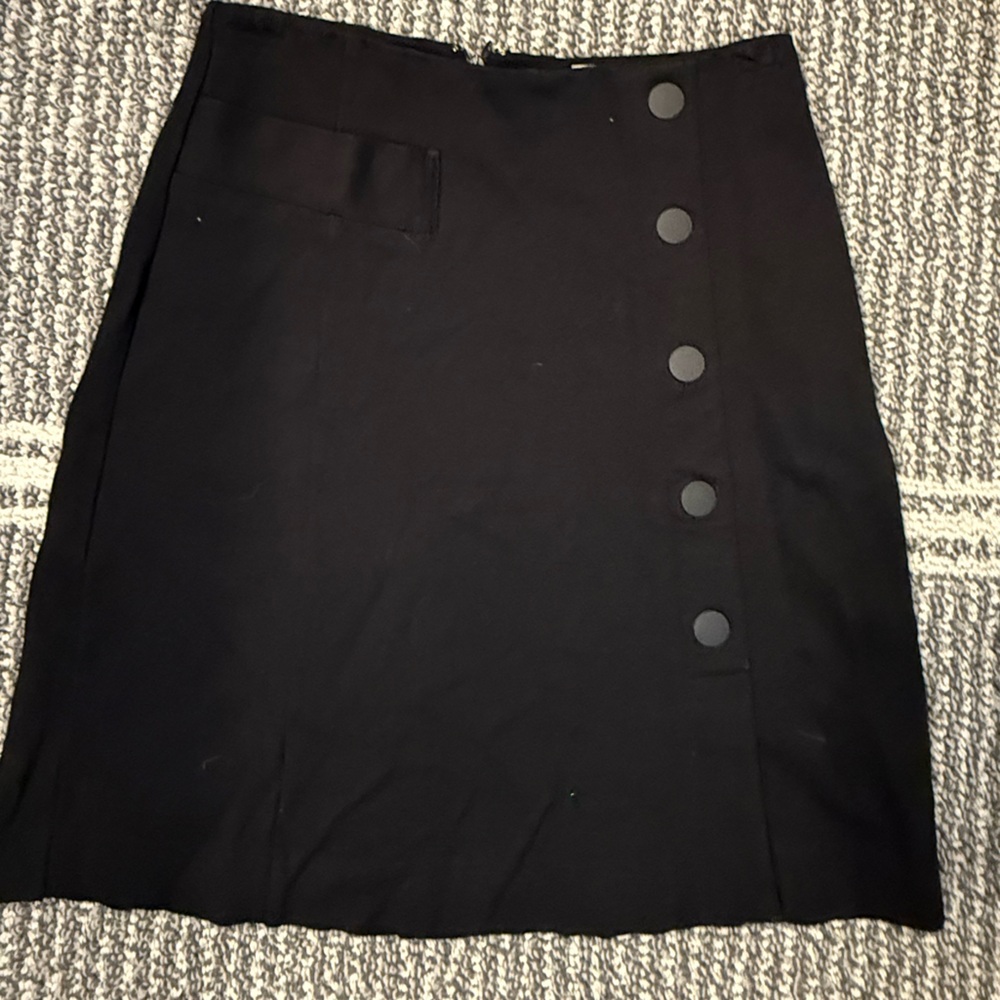 Cabo size 0 Elegant Black Button-detail Skirt